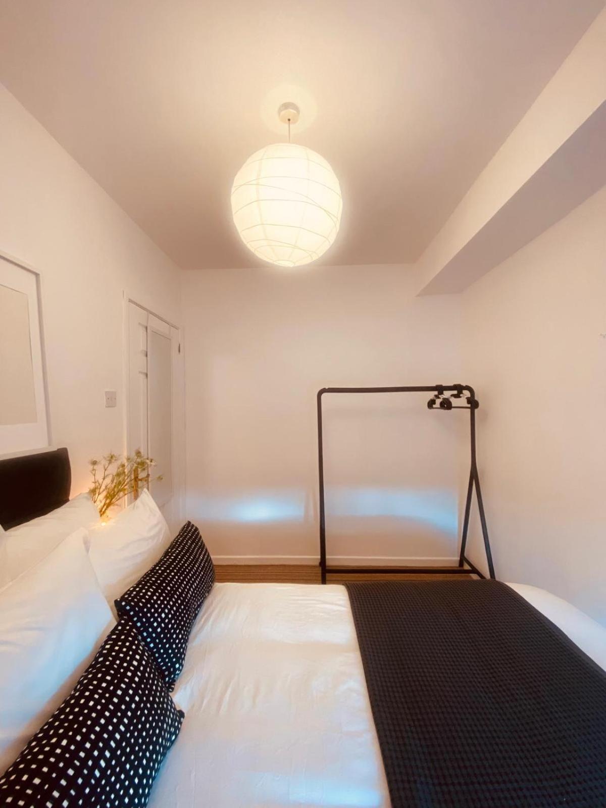 Spacious 2bed - 10 Mins To City - Free Parking Belfast