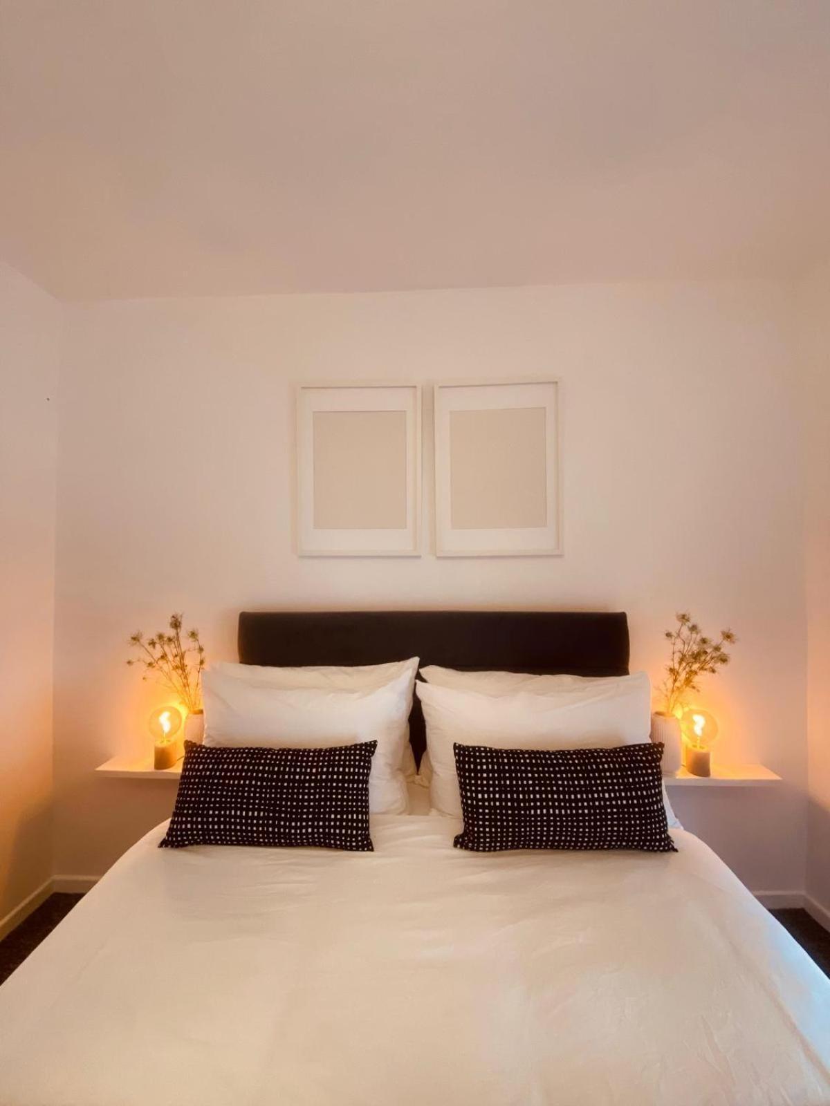 Hébergement de vacances Spacious 2bed - 10 Mins To City - Free Parking